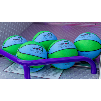 The Big Show Basketball Automat